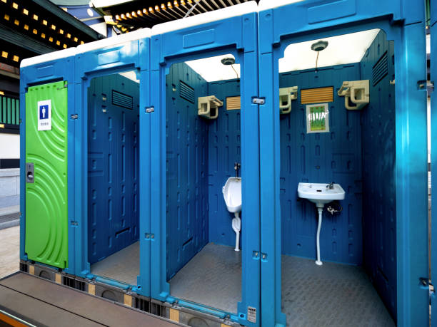 Best Porta potty delivery and setup  in Vadnais Heights, MN